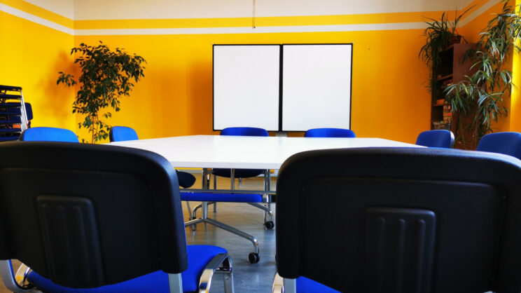 Seminarraum Gelb
